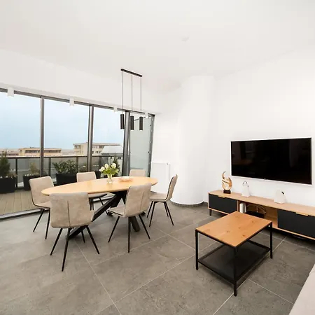 Hanza Tower Apartment No. 701 - Swimming Pool, Jacuzzi, Terrace Stettino Esterno foto