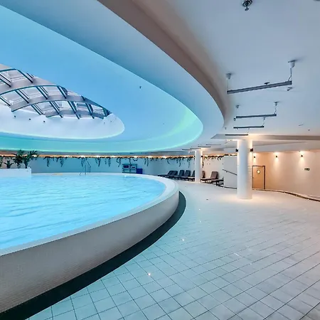 Hanza Tower Apartment No. 701 - Swimming Pool, Jacuzzi, Terrace Stettino Esterno foto