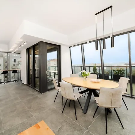 Hanza Tower Apartment No. 701 - Swimming Pool, Jacuzzi, Terrace Stettino Esterno foto