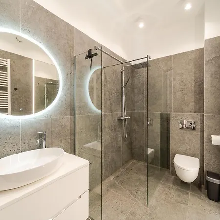 Hanza Tower Apartment No. 701 - Swimming Pool, Jacuzzi, Terrace Stettino Esterno foto